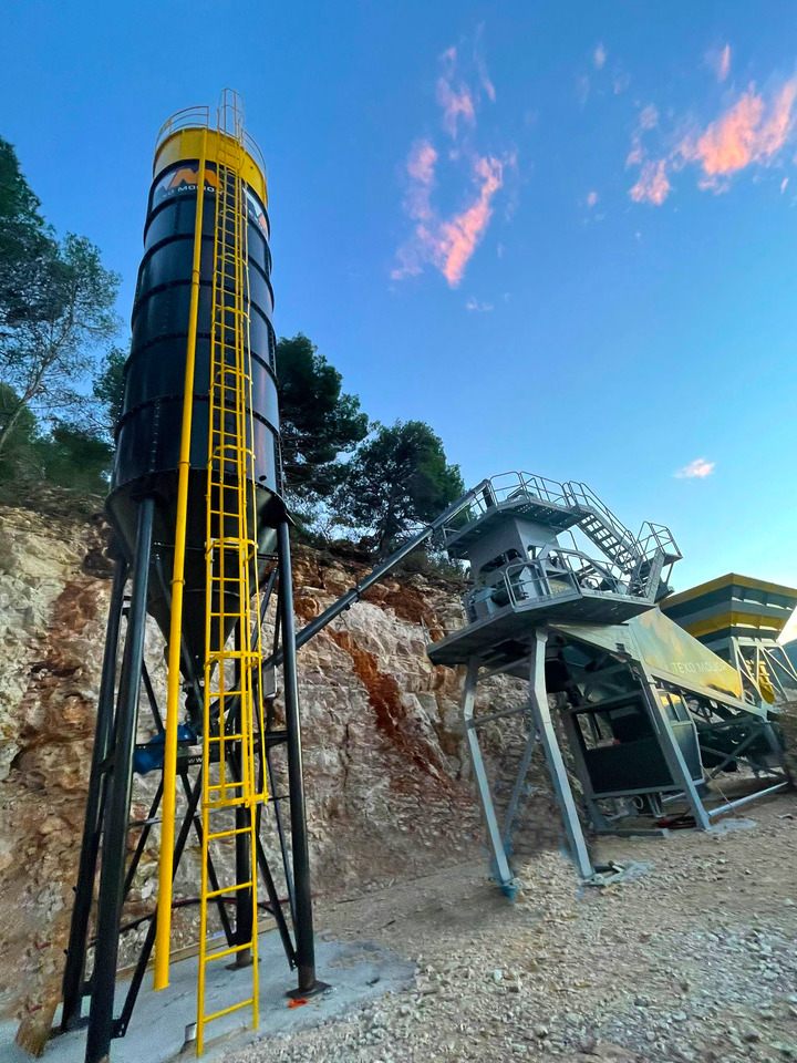 FABO mobile concrete batching plant - Impiant betoni: foto 2 FABO mobile concrete batching plant - Impiant betoni: foto 2