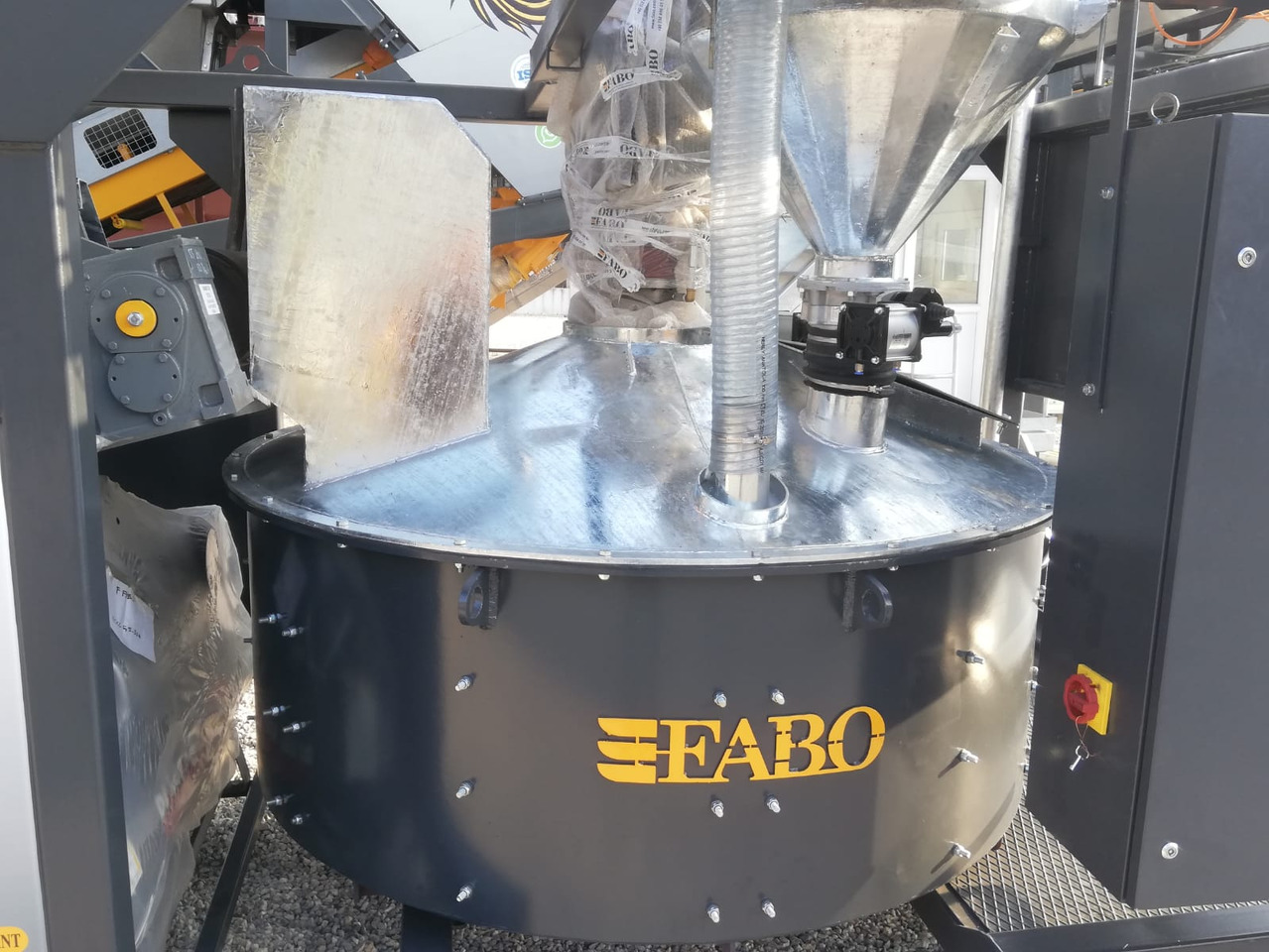 FABO mobile concrete batching plant - Impiant betoni: foto 5 FABO mobile concrete batching plant - Impiant betoni: foto 5