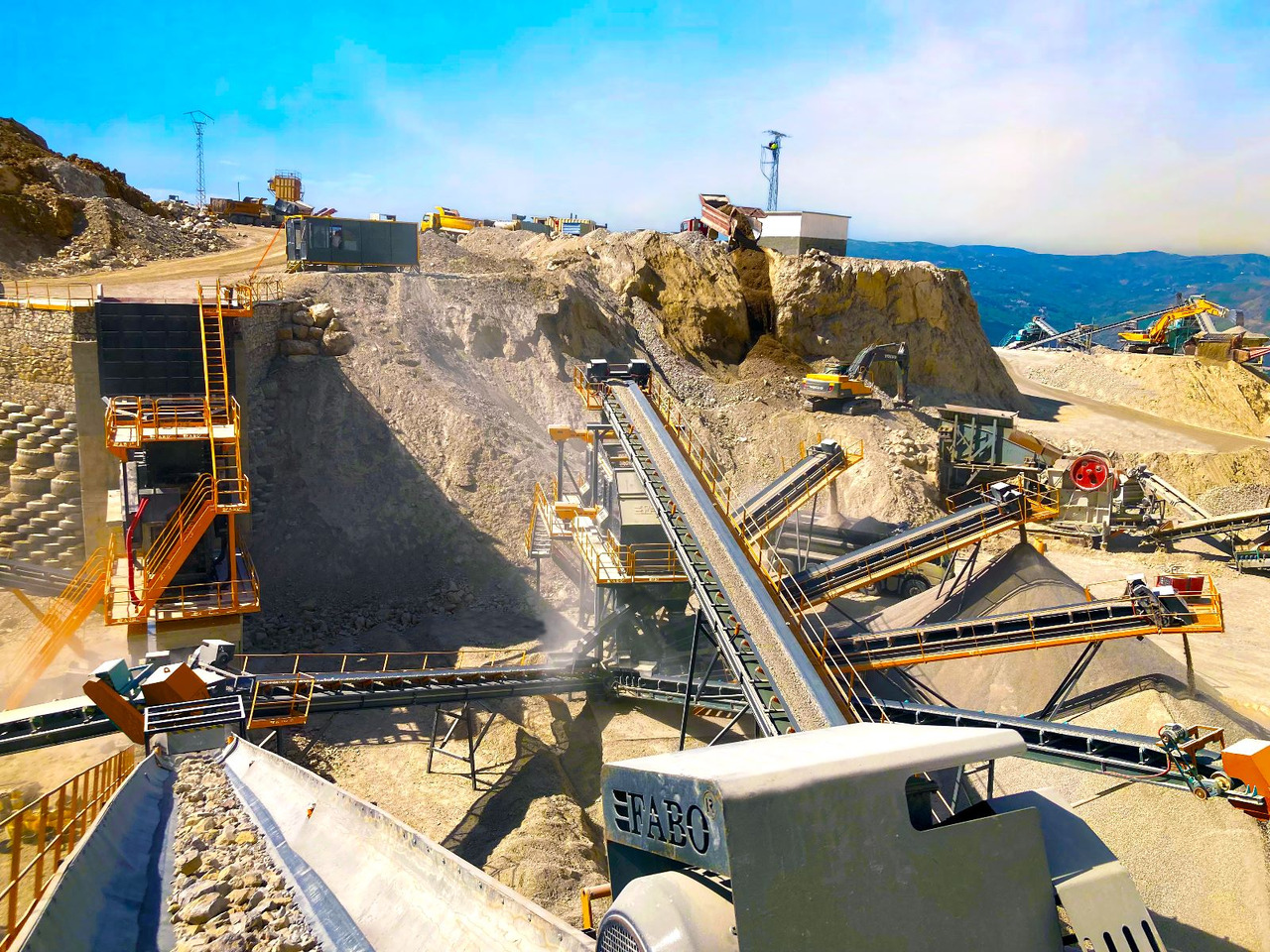 FABO stone crusher - crushers - Gurëthyesi: foto 3 FABO stone crusher - crushers - Gurëthyesi: foto 3