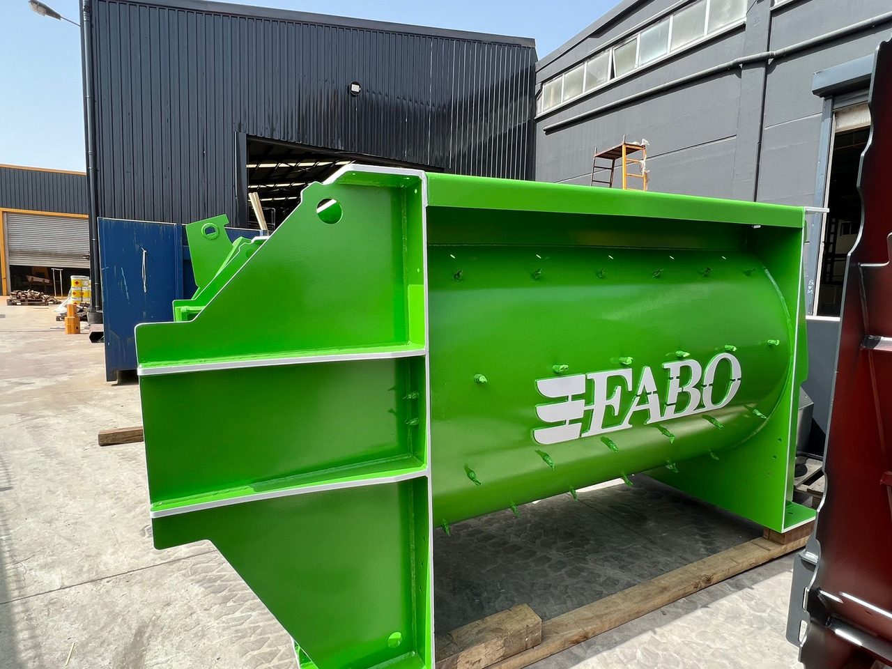 FABO twin shaft mixer - Betoniere: foto 1 FABO twin shaft mixer - Betoniere: foto 1