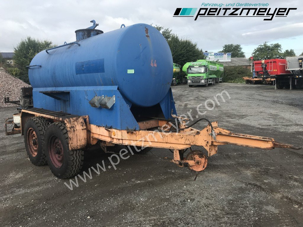 BATHE TANDEMANHÄNGER Bitum / Teerkocher 3,5 m³ Hatz Diesel-Motor 1 B 40 - Autobitumatrice: foto 3 BATHE TANDEMANHÄNGER Bitum / Teerkocher 3,5 m³ Hatz Diesel-Motor 1 B 40 - Autobitumatrice: foto 3