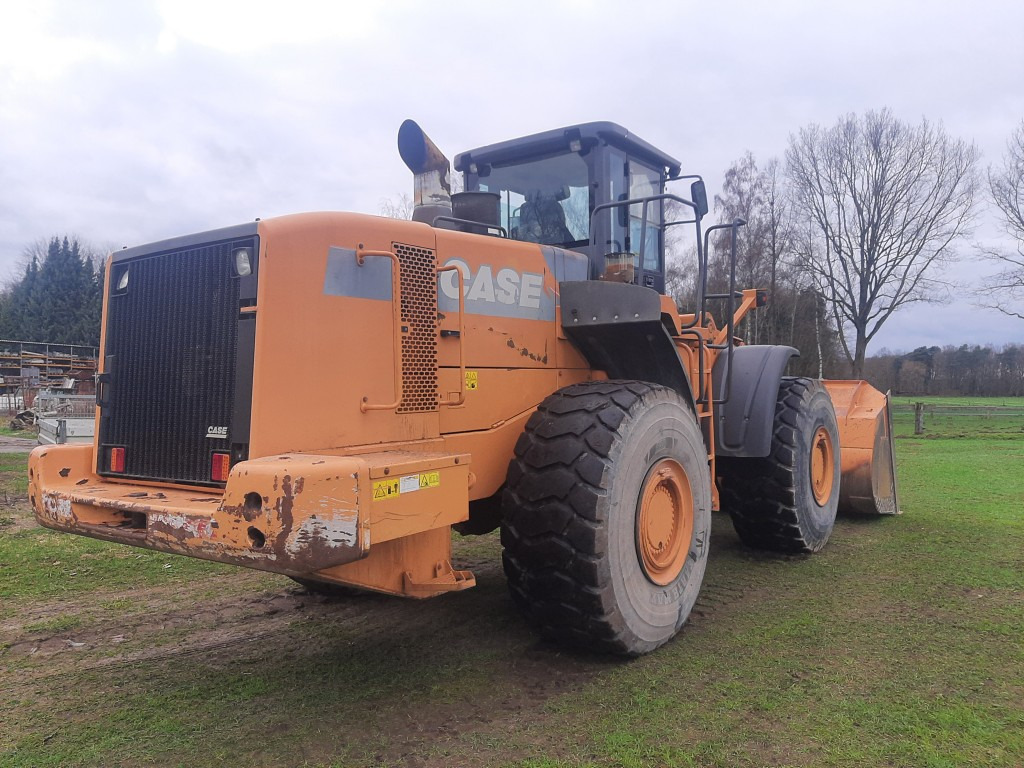 CASE RADLADER 1221 E 6,5 m³ Schaufel - Fadrom me goma: foto 3 CASE RADLADER 1221 E 6,5 m³ Schaufel - Fadrom me goma: foto 3