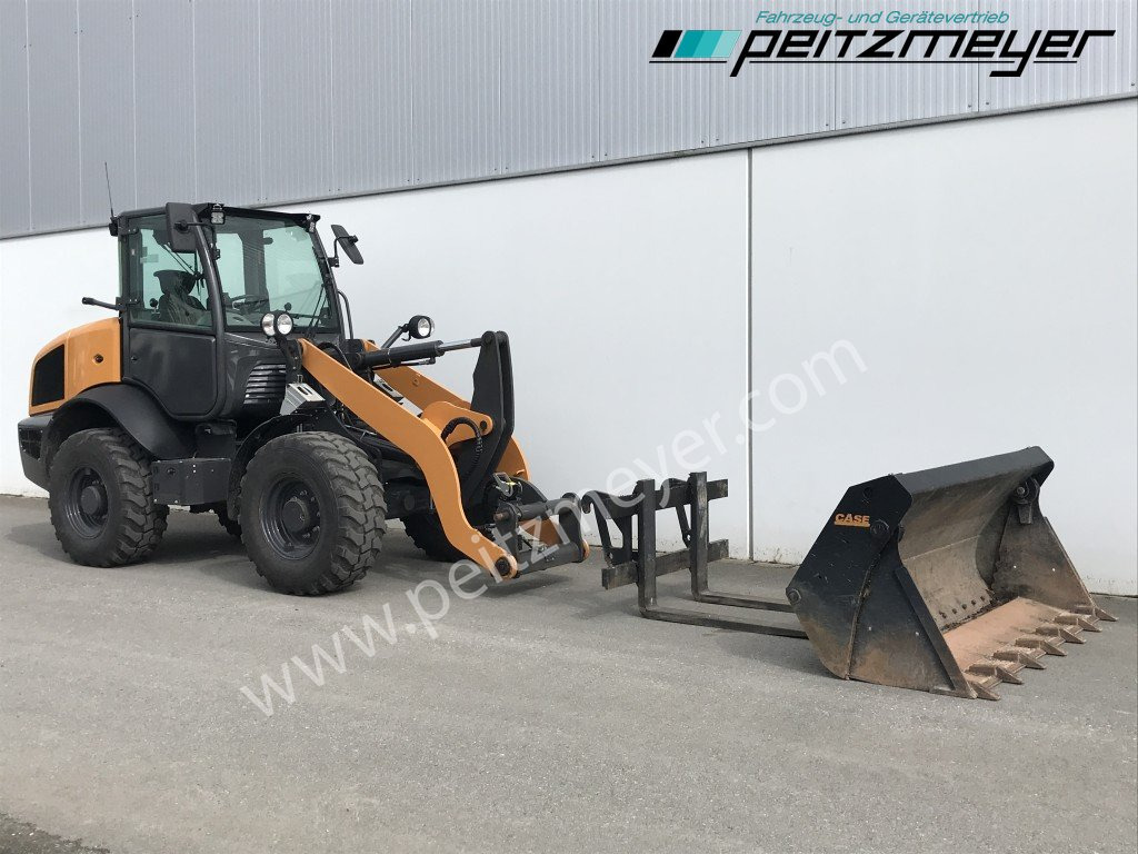 CASE Radlader 321 F 4 in 1 Schaufel + Palettengabel - Fadrom me goma: foto 2 CASE Radlader 321 F 4 in 1 Schaufel + Palettengabel - Fadrom me goma: foto 2