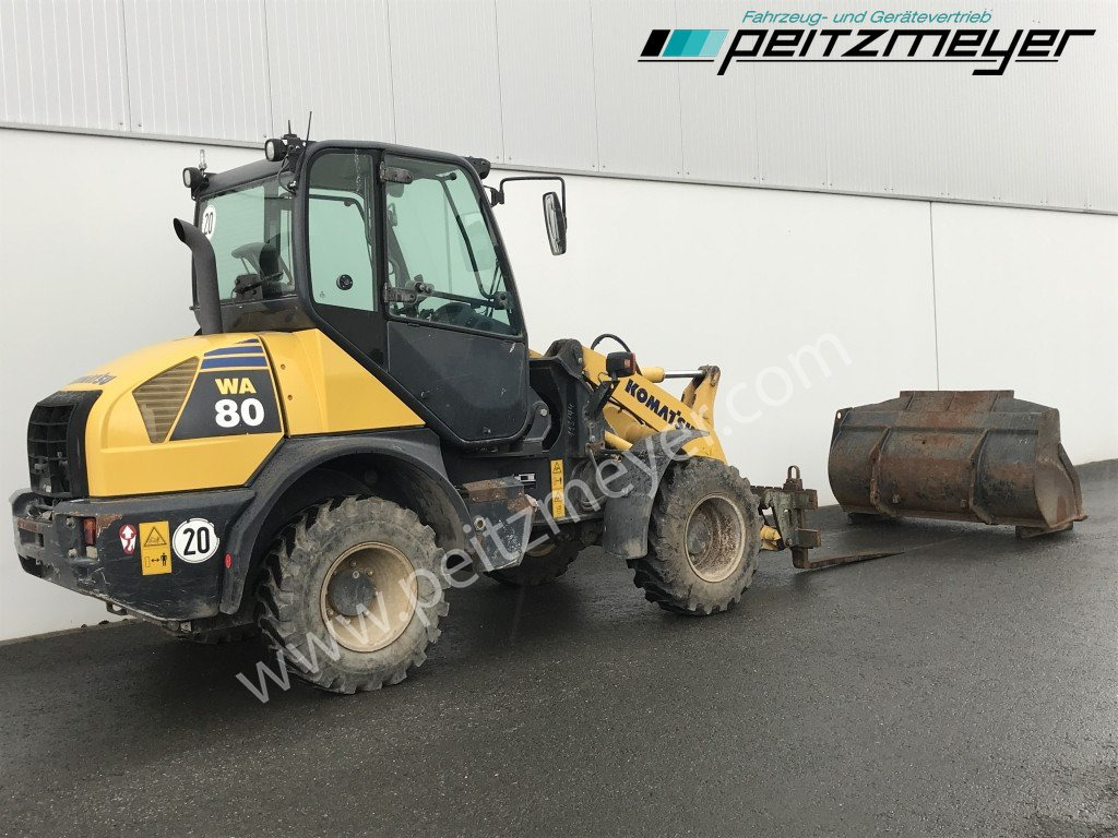 Komatsu RADLADER WA 80-6 Palettengabel und Standardschaufel - Fadrom me goma: foto 3 Komatsu RADLADER WA 80-6 Palettengabel und Standardschaufel - Fadrom me goma: foto 3