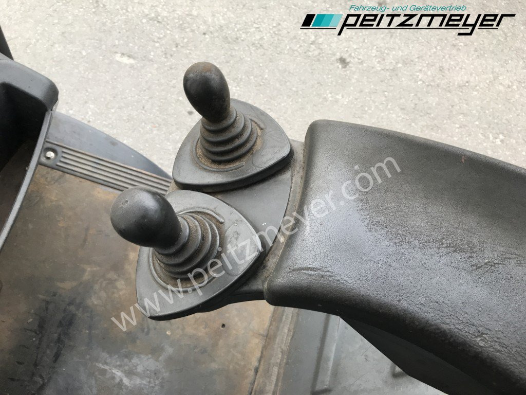 Pirun më gaz LINDE Gabelstapler H 35 T Gas + Seitenschieber: foto 16