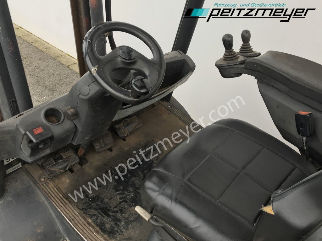 Pirun më gaz LINDE Gabelstapler H 35 T Gas + Seitenschieber: foto 11