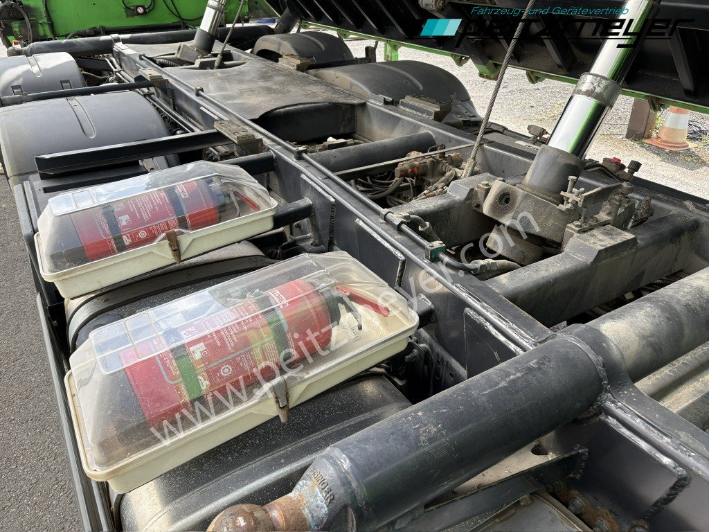 Kamion vetëshkarkues MAN TGS 26.460 FL 6x2 Kipper+Kran+Funk Lenkachse, 2-Seitenkipper, Atlas 172.3: foto 20 Kamion vetëshkarkues MAN TGS 26.460 FL 6x2 Kipper+Kran+Funk Lenkachse, 2-Seitenkipper, Atlas 172.3: foto 20