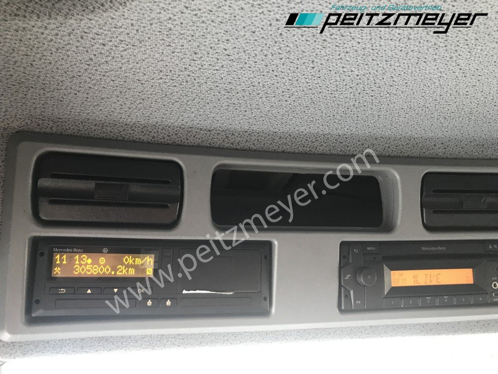 Kamion frigorifer MERCEDES-BENZ Atego 818 L Tiefkühlkoffer m. Trennwand, Thermo T 800, LBW, Klima: foto 16