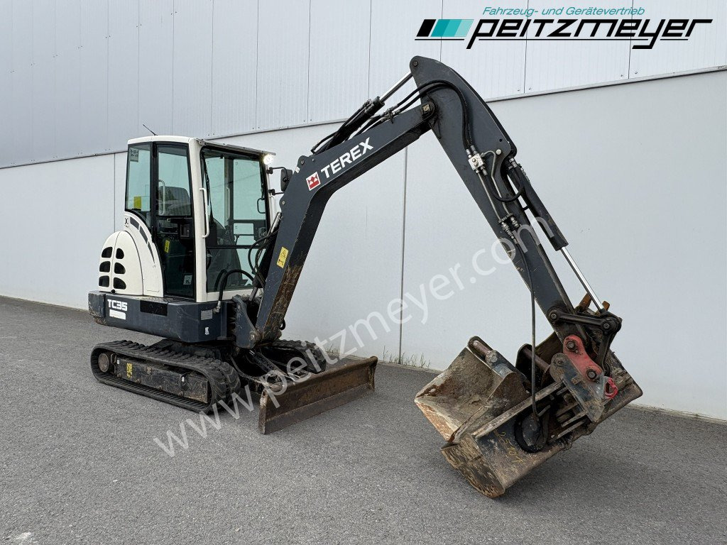 TEREX MINIBAGGER TC 35 mit hydr. Schwenklöffel 1.300 mm - Miniekskavator: foto 2 TEREX MINIBAGGER TC 35 mit hydr. Schwenklöffel 1.300 mm - Miniekskavator: foto 2