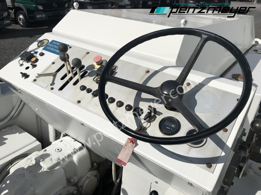 Frezë asfalti Wirtgen Kaltfräse - Asphaltfräse 1000 C: foto 14 Frezë asfalti Wirtgen Kaltfräse - Asphaltfräse 1000 C: foto 14