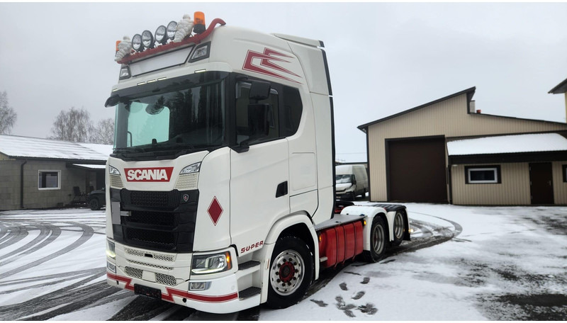 Scania S500 A6X2NB - Gjysmë-kamion: foto 1 Scania S500 A6X2NB - Gjysmë-kamion: foto 1