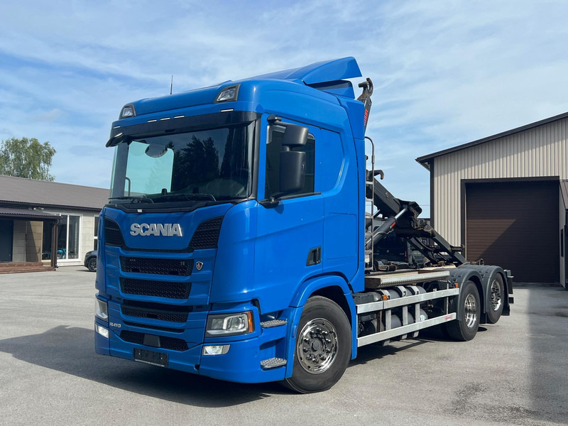 Scania R410 B6X2NA - CNG - HIAB 21T - Kamion vetëngarkues: foto 1 Scania R410 B6X2NA - CNG - HIAB 21T - Kamion vetëngarkues: foto 1