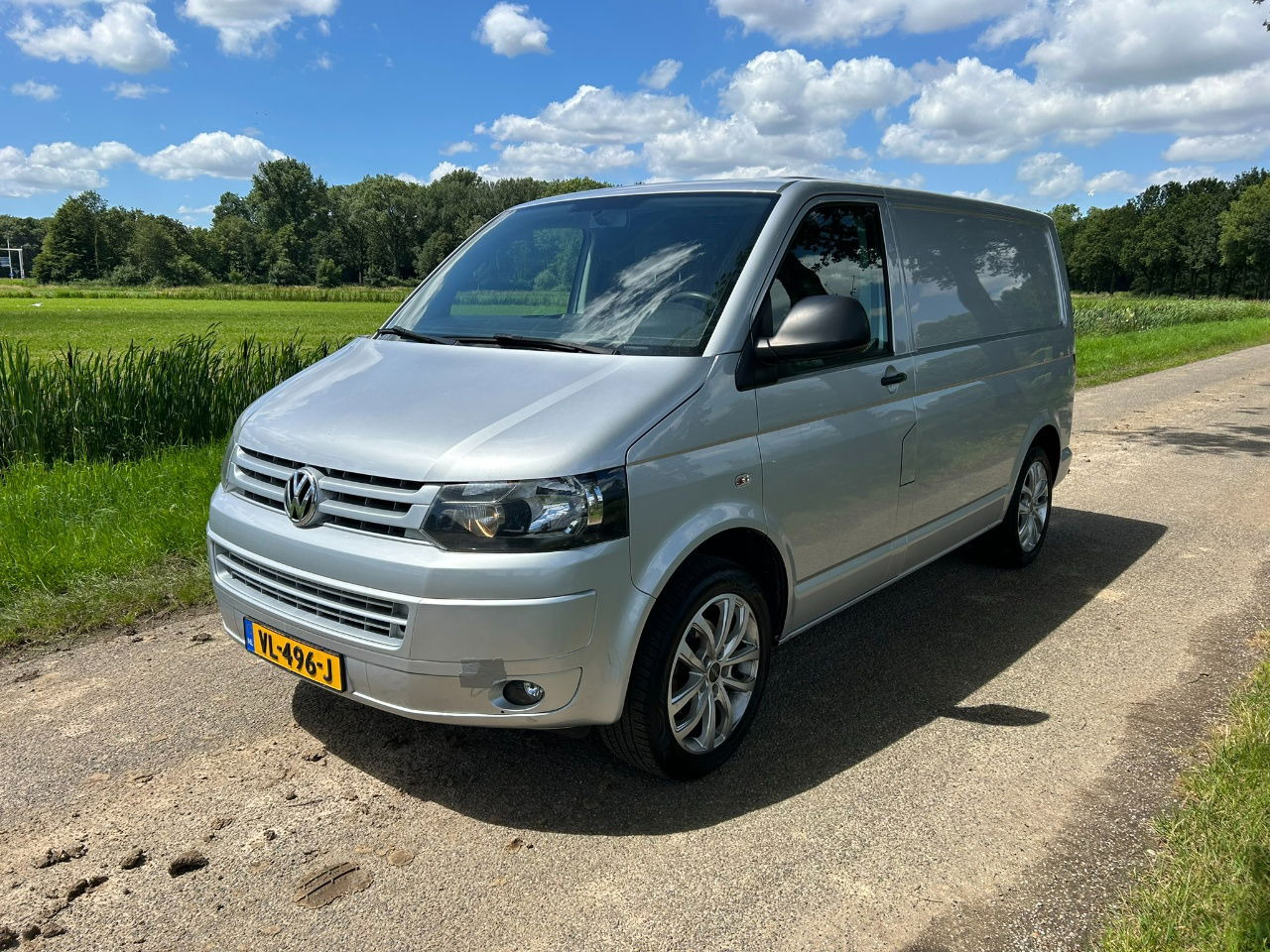 Volkswagen Transporter 2.0 TDI Bleumotion Technology L1 H1 114 PK apk 14-12-2026 Airco - Furgon i vogël: foto 2 Volkswagen Transporter 2.0 TDI Bleumotion Technology L1 H1 114 PK apk 14-12-2026 Airco - Furgon i vogël: foto 2
