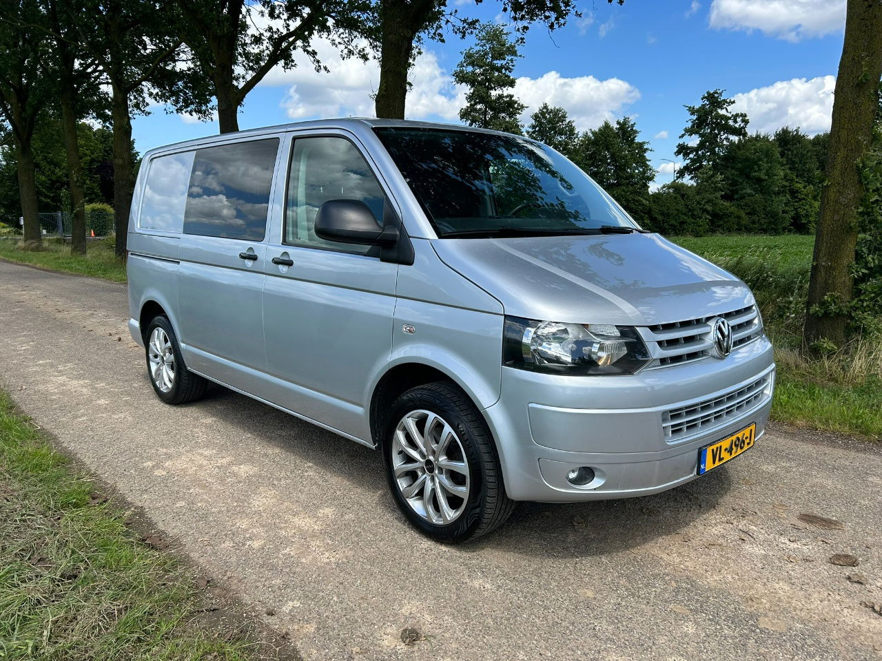 Volkswagen Transporter 2.0 TDI Bleumotion Technology L1 H1 114 PK apk 14-12-2026 Airco - Furgon i vogël: foto 1 Volkswagen Transporter 2.0 TDI Bleumotion Technology L1 H1 114 PK apk 14-12-2026 Airco - Furgon i vogël: foto 1