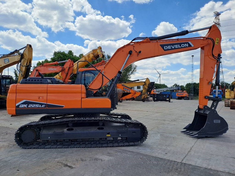 Develon DX225LC-7M - Ekskavator me zinxhirë: foto 5 Develon DX225LC-7M - Ekskavator me zinxhirë: foto 5