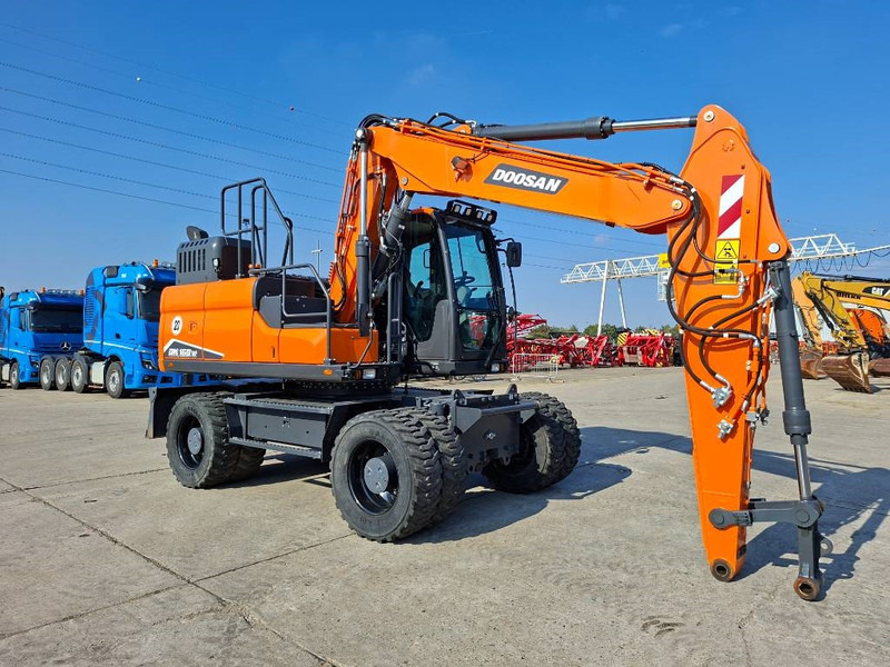 Doosan DX160W-7 - Ekskavator me goma: foto 3 Doosan DX160W-7 - Ekskavator me goma: foto 3