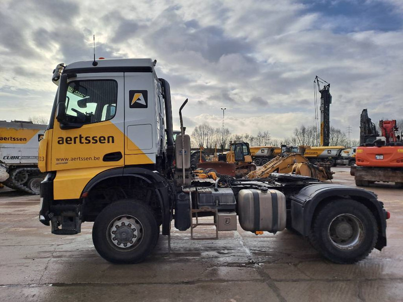 Mercedes-Benz Arocs 2045 - Gjysmë-kamion: foto 1 Mercedes-Benz Arocs 2045 - Gjysmë-kamion: foto 1