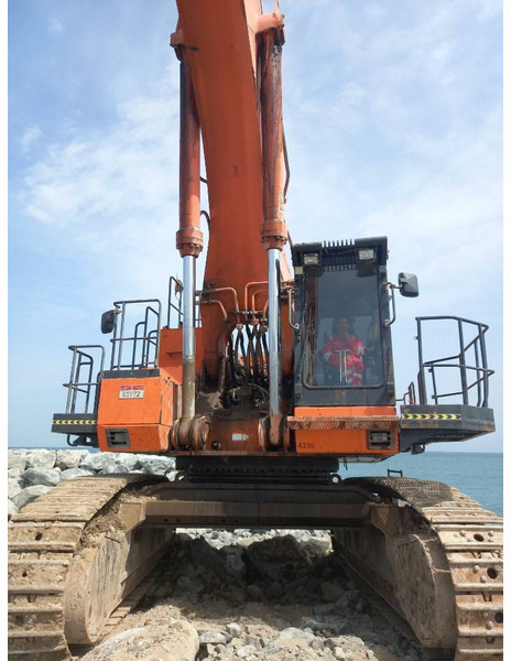Hitachi EX 1200-6 (Abu Dhabi) - Ekskavator: foto 4 Hitachi EX 1200-6 (Abu Dhabi) - Ekskavator: foto 4
