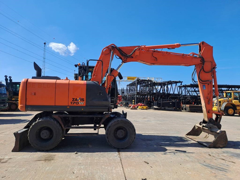 Hitachi ZX 170 W-5 B - Ekskavator me goma: foto 5 Hitachi ZX 170 W-5 B - Ekskavator me goma: foto 5