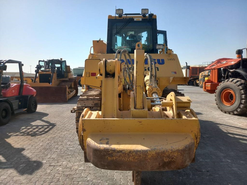 Komatsu D155A-6R (4 Pcs available in Abu Dhabi) - Buldozer: foto 4 Komatsu D155A-6R (4 Pcs available in Abu Dhabi) - Buldozer: foto 4