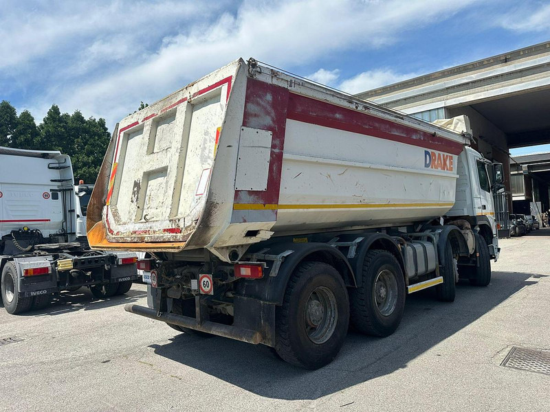 Volvo FM 420 - Kamion vetëshkarkues: foto 3 Volvo FM 420 - Kamion vetëshkarkues: foto 3