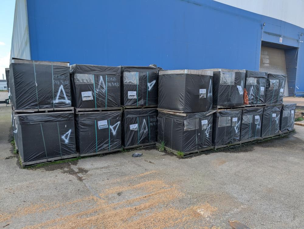 Bitumen PG76-28 - Autobitumatrice: foto 2 Bitumen PG76-28 - Autobitumatrice: foto 2