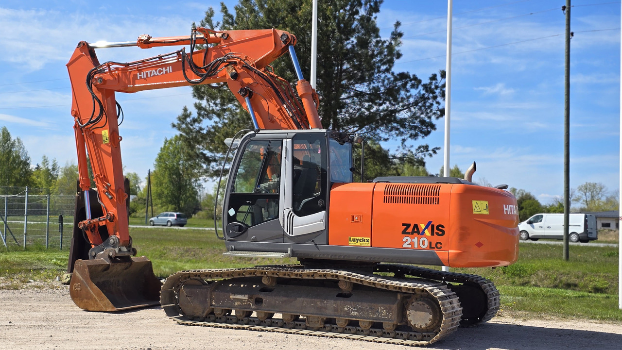 HITACHI ZX210LC-3 - Ekskavator me zinxhirë: foto 3 HITACHI ZX210LC-3 - Ekskavator me zinxhirë: foto 3