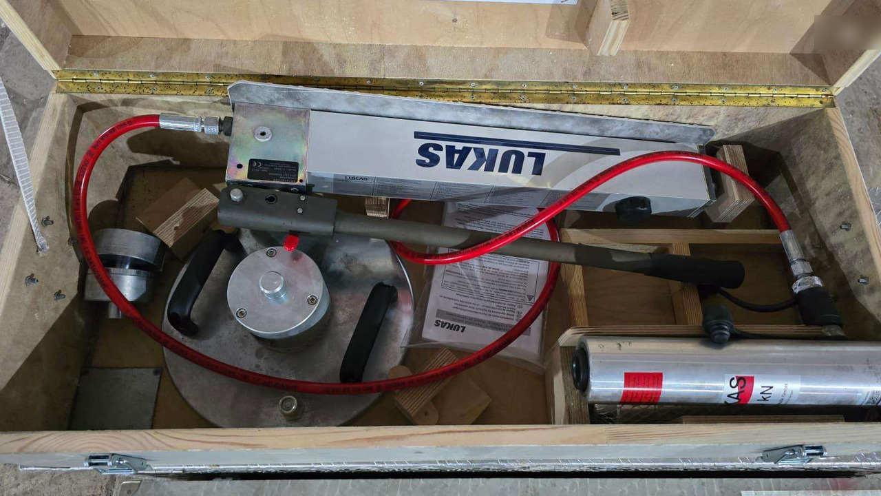 HMP statistic load tester Lucas - Vegla/ Pajisja: foto 3 HMP statistic load tester Lucas - Vegla/ Pajisja: foto 3