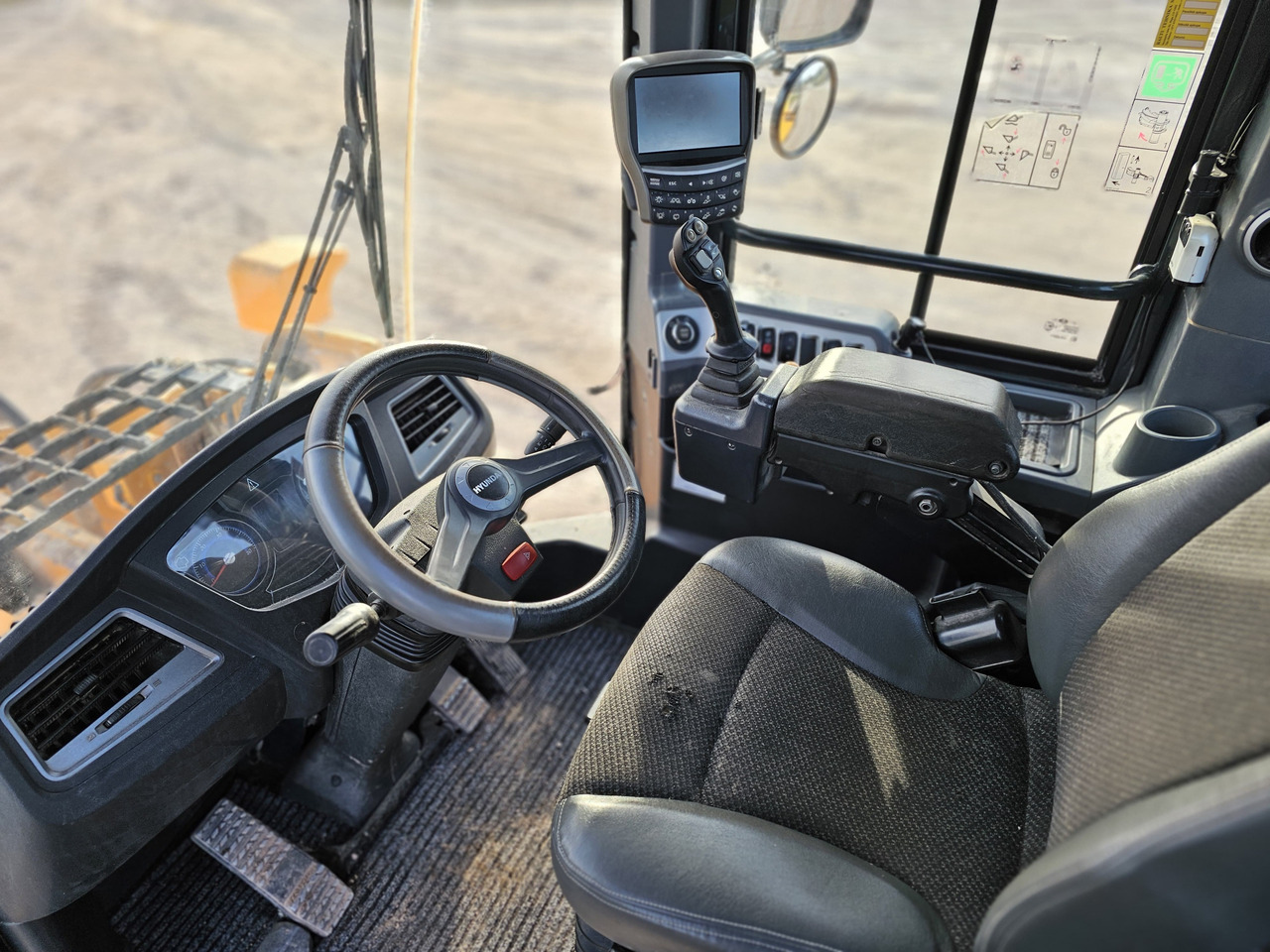 Lizingu i HYUNDAI HL975 HYUNDAI HL975: foto 9