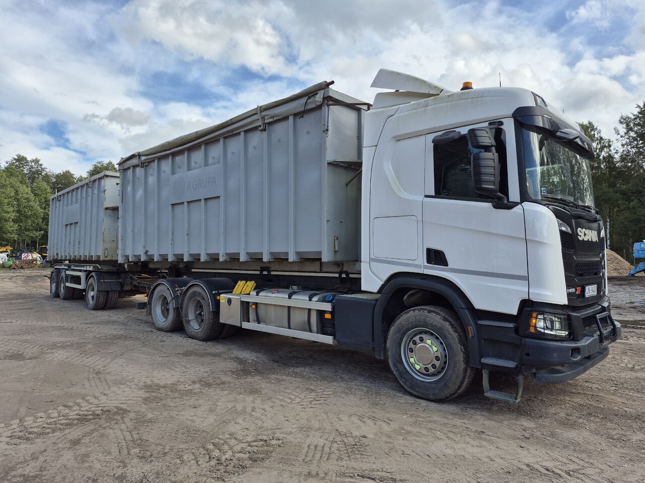 SCANIA R 450 B6X4HA - Transportjer kontejnerësh/ Kamion me karroceri të çmontueshme: foto 1 SCANIA R 450 B6X4HA - Transportjer kontejnerësh/ Kamion me karroceri të çmontueshme: foto 1