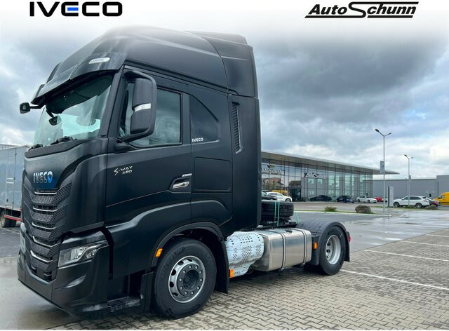 IVECO S-Way AS440S49T/P - AF4T COMFORT+AERO+ LED+NAVI... - Gjysmë-kamion: foto 1 IVECO S-Way AS440S49T/P - AF4T COMFORT+AERO+ LED+NAVI... - Gjysmë-kamion: foto 1