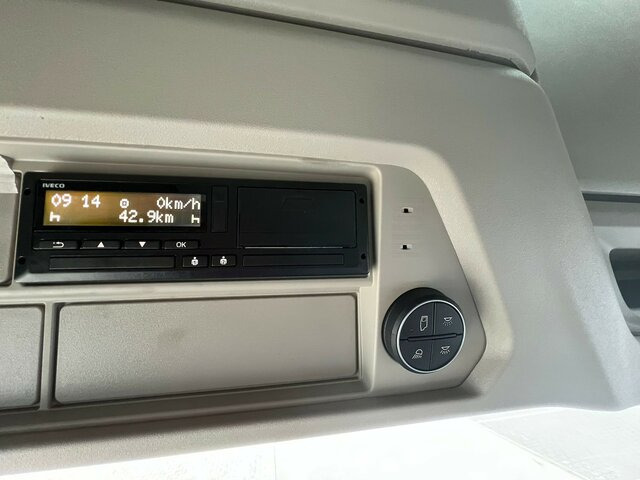 IVECO S-Way AS440S49T/P-AF4T COMFORT AERO PREMIUM LED... - Gjysmë-kamion: foto 5 IVECO S-Way AS440S49T/P-AF4T COMFORT AERO PREMIUM LED... - Gjysmë-kamion: foto 5