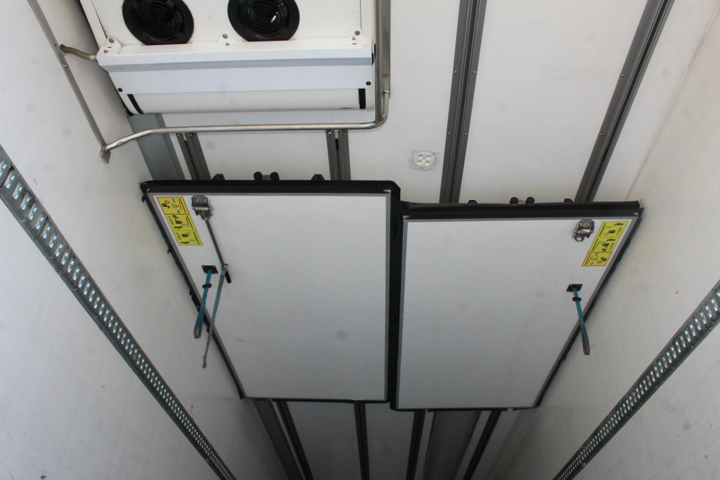 Chereau CV 1950Mt. 2,60h Strom Bi-Multi-Temp. TW LBW FRC - Gjysmë rimorkio frigorifer: foto 2 Chereau CV 1950Mt. 2,60h Strom Bi-Multi-Temp. TW LBW FRC - Gjysmë rimorkio frigorifer: foto 2
