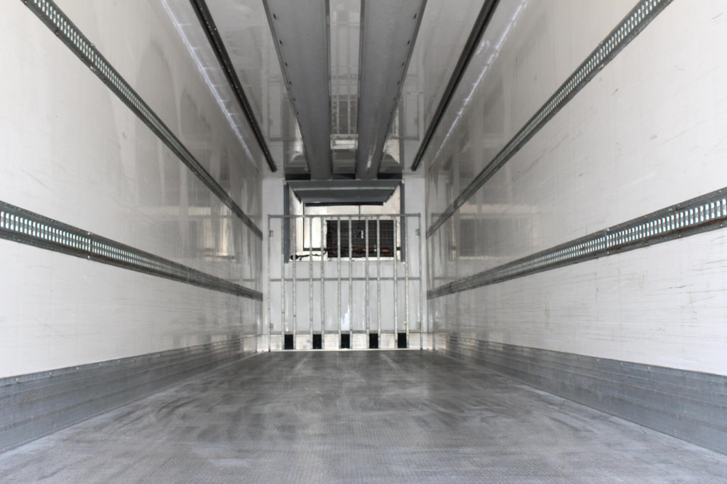 Chereau Thermo King SLXe 200 Aluboden FRC 06 2025 - Gjysmë rimorkio frigorifer: foto 2 Chereau Thermo King SLXe 200 Aluboden FRC 06 2025 - Gjysmë rimorkio frigorifer: foto 2