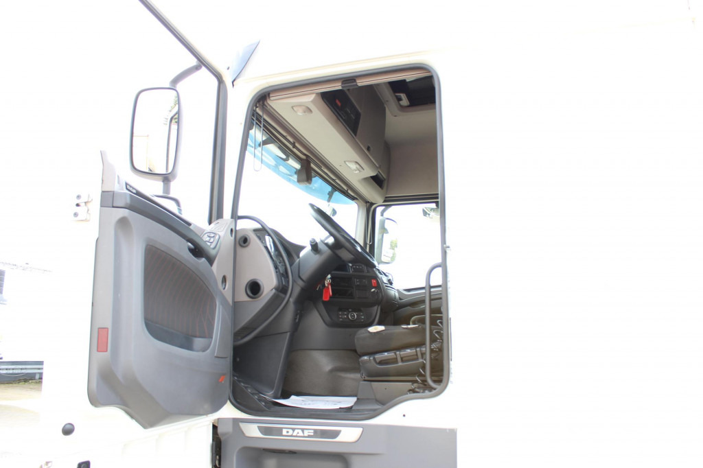 Daf XF 530 SC Retarder ACC LDW Kühlbox Vollspoiler - Gjysmë-kamion: foto 5 Daf XF 530 SC Retarder ACC LDW Kühlbox Vollspoiler - Gjysmë-kamion: foto 5