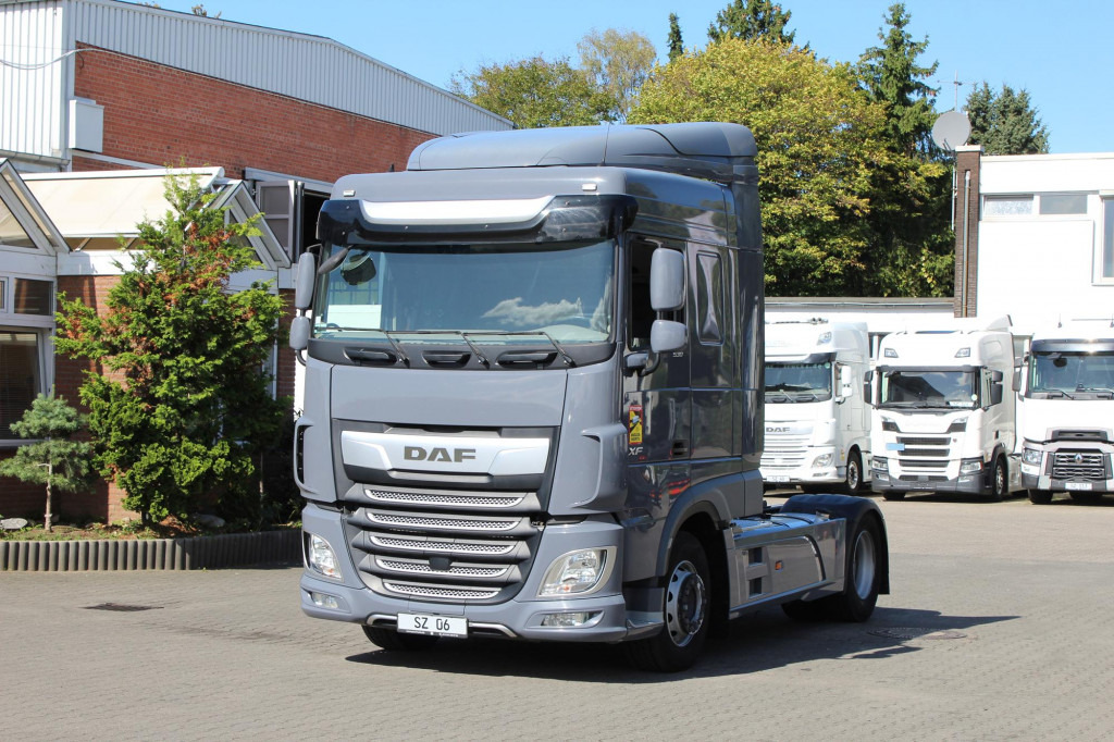 Daf XF 530 SC Retarder ACC LDWS Kühlbox Vollspoiler - Gjysmë-kamion: foto 1 Daf XF 530 SC Retarder ACC LDWS Kühlbox Vollspoiler - Gjysmë-kamion: foto 1