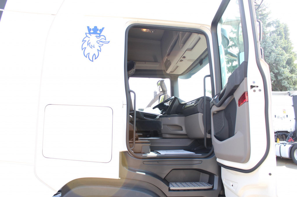 Scania R 500 Retarder LDWS Kühlbox 2 Tanks Navi - Gjysmë-kamion: foto 3 Scania R 500 Retarder LDWS Kühlbox 2 Tanks Navi - Gjysmë-kamion: foto 3
