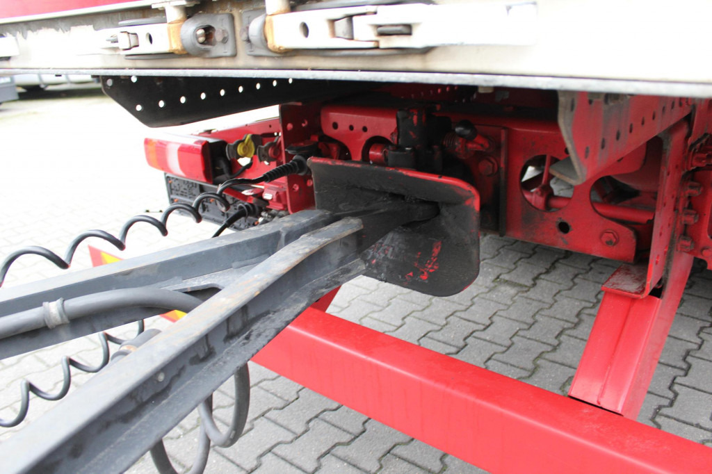 Mercedes-Benz Actros 2548 Koffer Retarder Schlafkab Kühlbox - Kamioncine: foto 3 Mercedes-Benz Actros 2548 Koffer Retarder Schlafkab Kühlbox - Kamioncine: foto 3