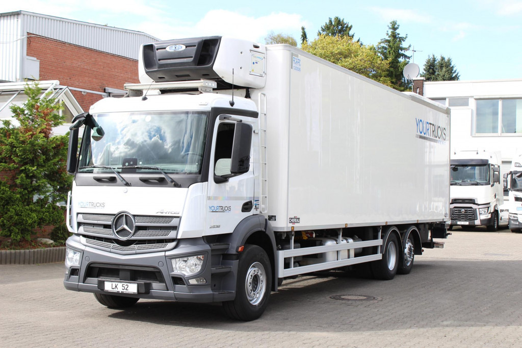 Mercedes-Benz Antos 2536 E6 CS 1250Mt Tri-temp LBW TW ATP - Kamion frigorifer: foto 1 Mercedes-Benz Antos 2536 E6 CS 1250Mt Tri-temp LBW TW ATP - Kamion frigorifer: foto 1