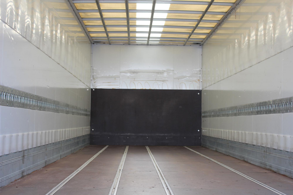 Mercedes-Benz Atego 1321 E6 Koffer Klima Kamera Schalter LBW - Kamion vagonetë: foto 3 Mercedes-Benz Atego 1321 E6 Koffer Klima Kamera Schalter LBW - Kamion vagonetë: foto 3