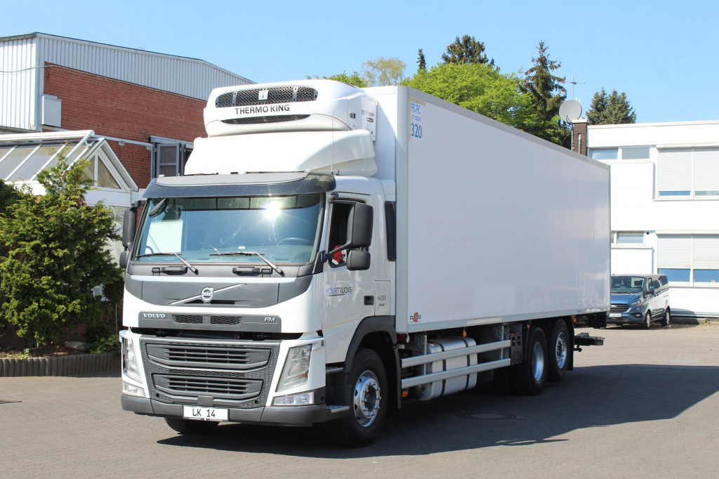 Volvo FM 420 TK T-1200R Bi-Temp Strom Türen LBW Klima - Kamion frigorifer: foto 1 Volvo FM 420 TK T-1200R Bi-Temp Strom Türen LBW Klima - Kamion frigorifer: foto 1