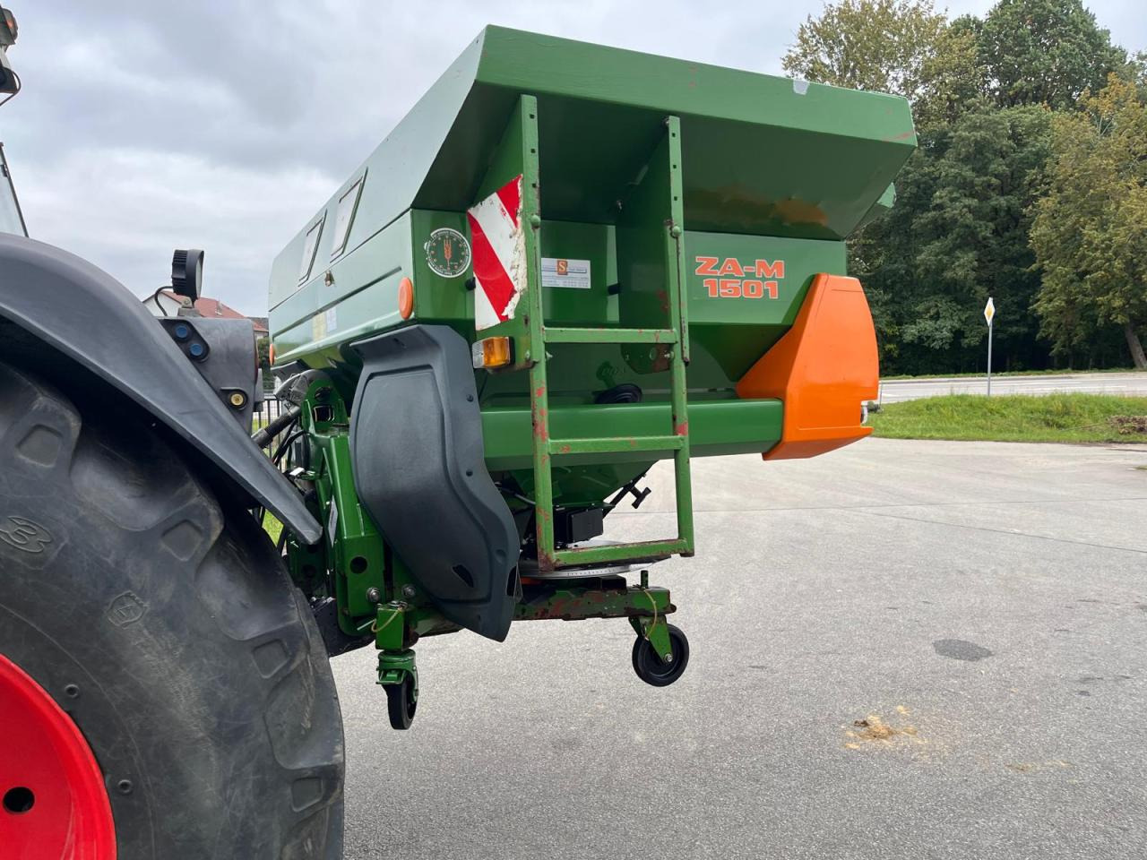 Amazone ZA-M 1501 Profis, Wiegestreuer, 2500 Liter - Shpërndarës plehu kimik: foto 4 Amazone ZA-M 1501 Profis, Wiegestreuer, 2500 Liter - Shpërndarës plehu kimik: foto 4