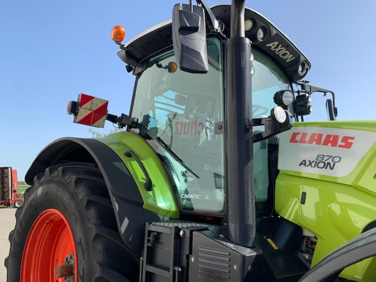 CLAAS Axion 870 CMATIC mit GPS S10, RTK, 3255 Bh - Traktor: foto 5 CLAAS Axion 870 CMATIC mit GPS S10, RTK, 3255 Bh - Traktor: foto 5