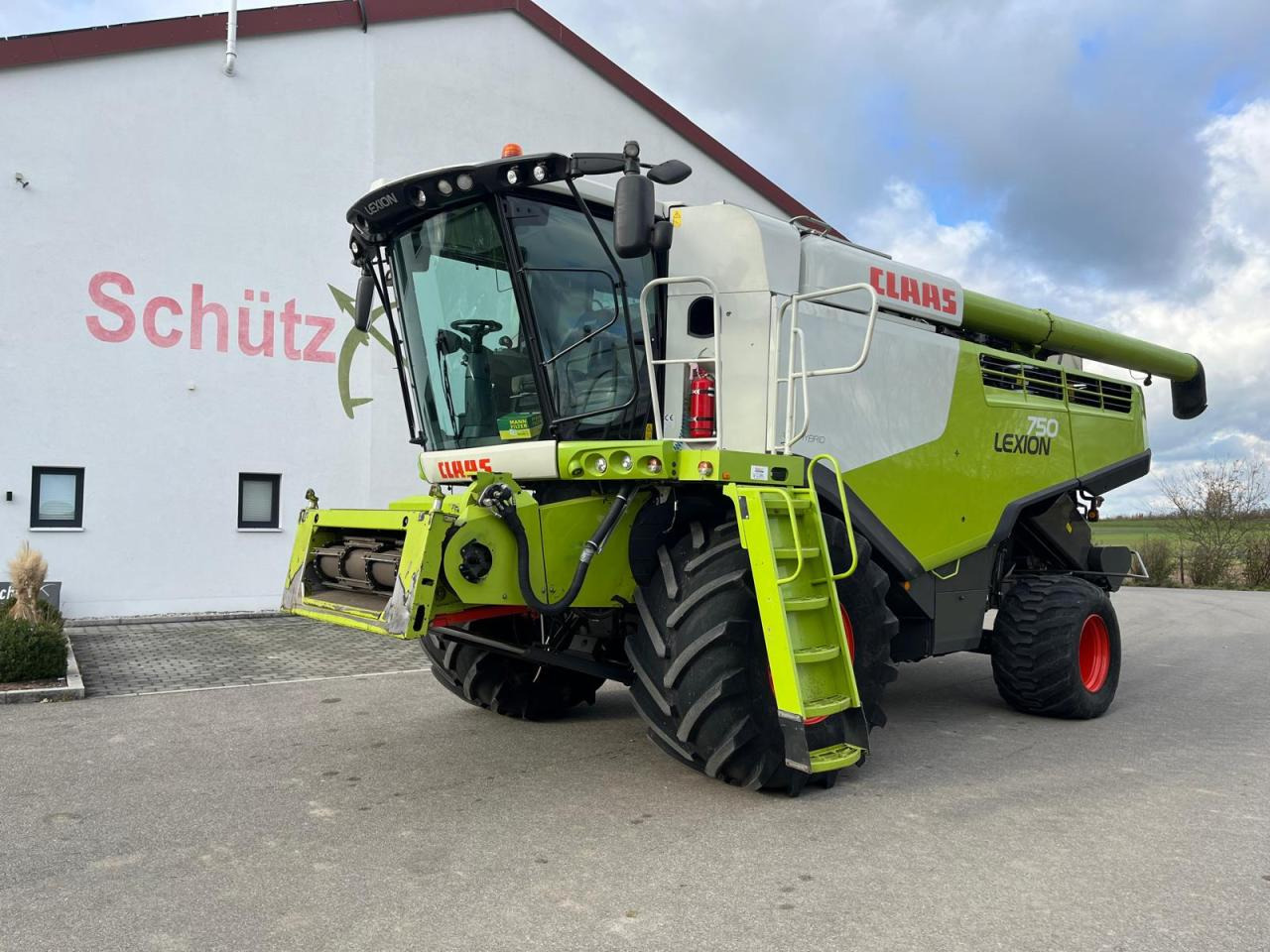 CLAAS Lexion 750 V-Kanal 3D, Bj. 2017, 30kmh - Autokombajnë: foto 1 CLAAS Lexion 750 V-Kanal 3D, Bj. 2017, 30kmh - Autokombajnë: foto 1
