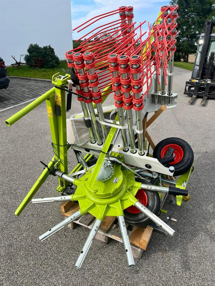 CLAAS Liner 370 Tandem / NEU und UNBENUTZT / Baujahr 202 - Barkthyese/ Shkundës bari: foto 3 CLAAS Liner 370 Tandem / NEU und UNBENUTZT / Baujahr 202 - Barkthyese/ Shkundës bari: foto 3