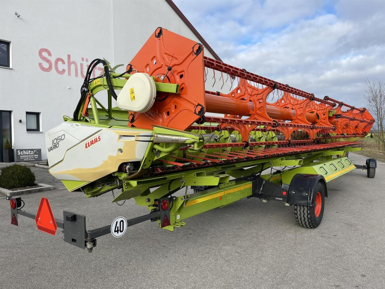 CLAAS Schneidwerk Claas Vario V1050, ca. 1600ha, LED Laser, Bj. 2016 - Koka e autokombajnës: foto 2 CLAAS Schneidwerk Claas Vario V1050, ca. 1600ha, LED Laser, Bj. 2016 - Koka e autokombajnës: foto 2