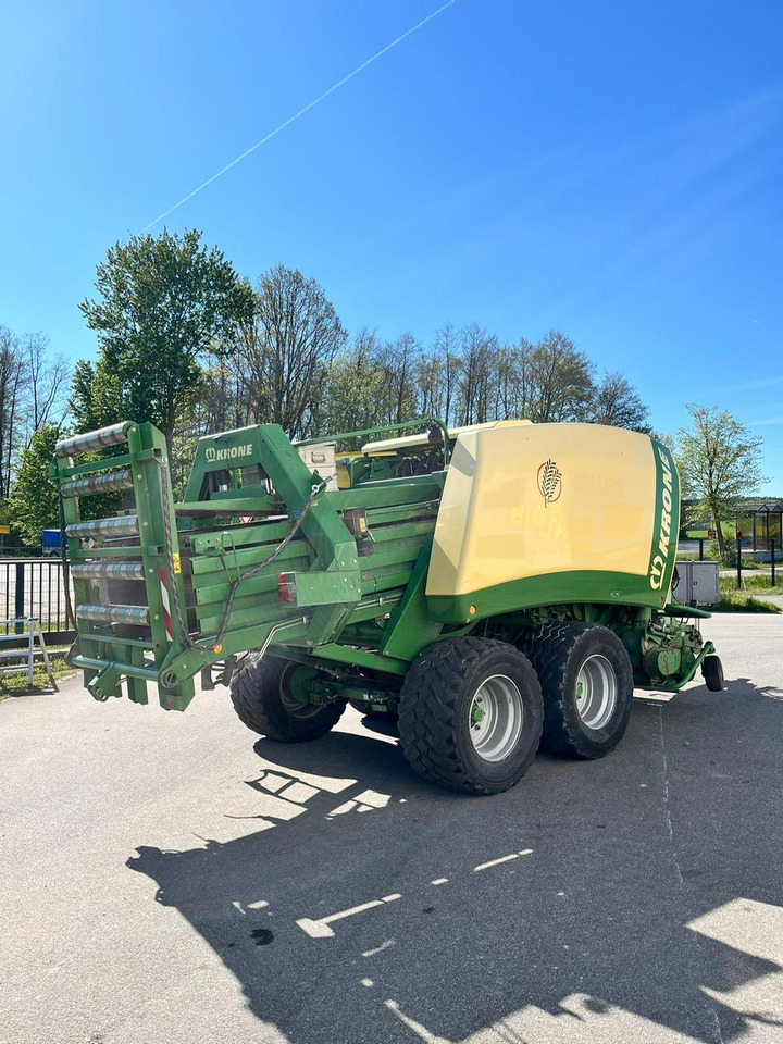 Krone Big Pack 1270 XC Multi Bale - Dengmbledhëse katrore: foto 4 Krone Big Pack 1270 XC Multi Bale - Dengmbledhëse katrore: foto 4
