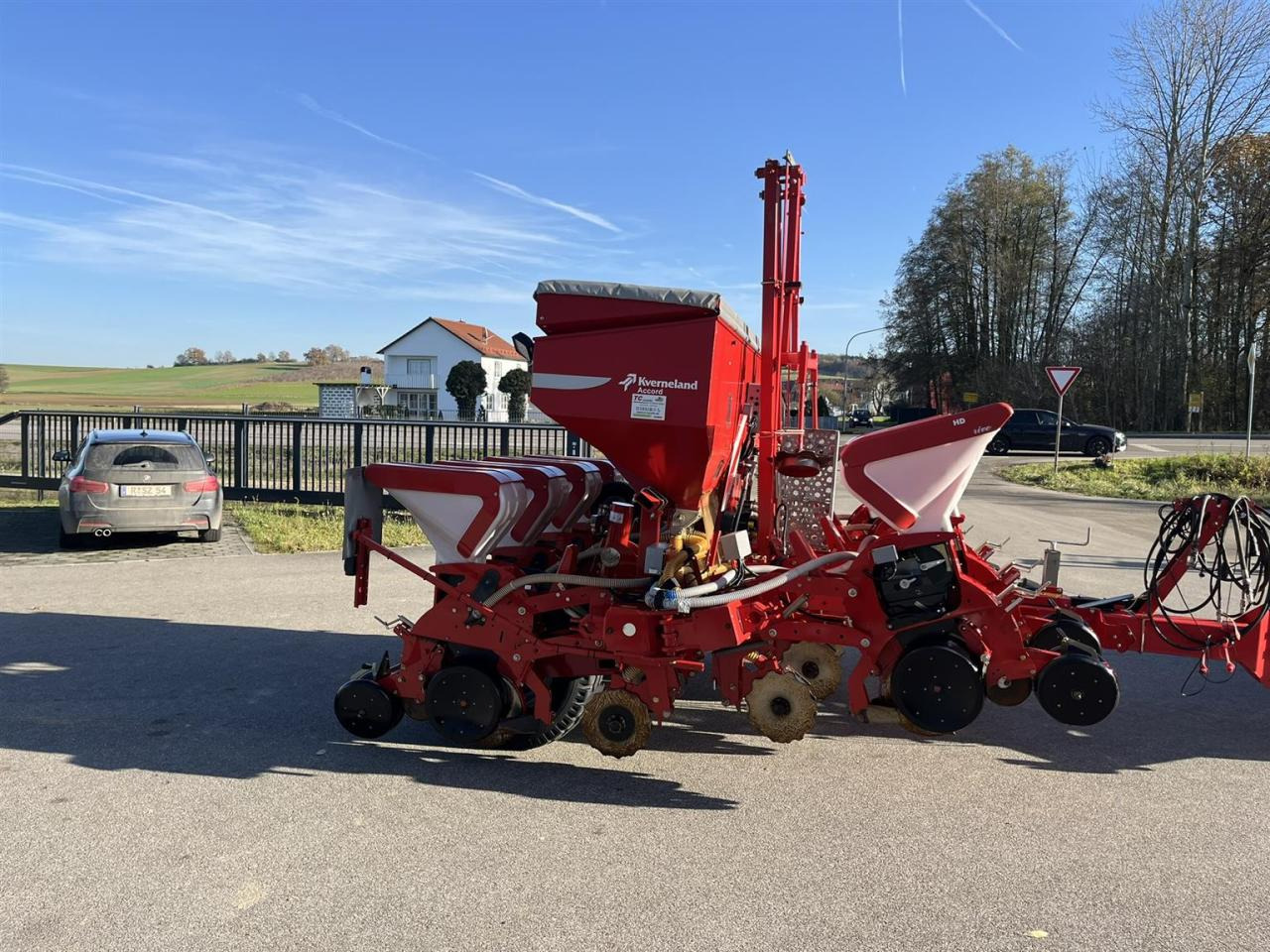 Kverneland Optima HD, e-Drive mit Section Control und Düngeeinrichtung, Baujahr 2016 - Makinë mbjellëse precize: foto 5 Kverneland Optima HD, e-Drive mit Section Control und Düngeeinrichtung, Baujahr 2016 - Makinë mbjellëse precize: foto 5