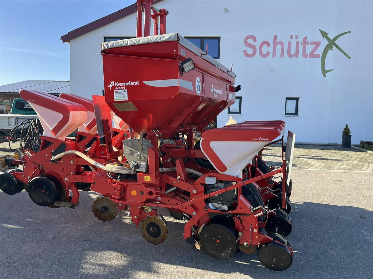 Kverneland Optima HD, e-drive, Section Control, Bj. 2016 - Makinë mbjellëse precize: foto 3 Kverneland Optima HD, e-drive, Section Control, Bj. 2016 - Makinë mbjellëse precize: foto 3