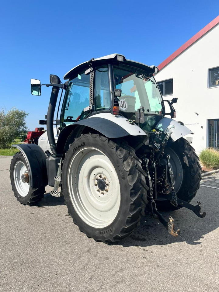 Lamborghini R6.140 DCR mit Frontzapfwelle und Frontkraftheber, Pflegeschlepper - Traktor: foto 3 Lamborghini R6.140 DCR mit Frontzapfwelle und Frontkraftheber, Pflegeschlepper - Traktor: foto 3